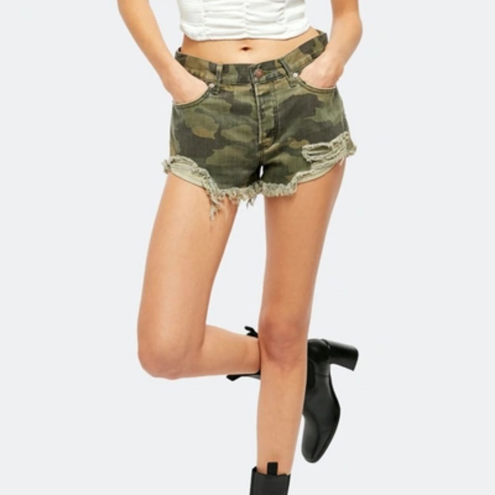 FREE PEOPLE Loving Good Vibrations Camo Print Denim Shorts